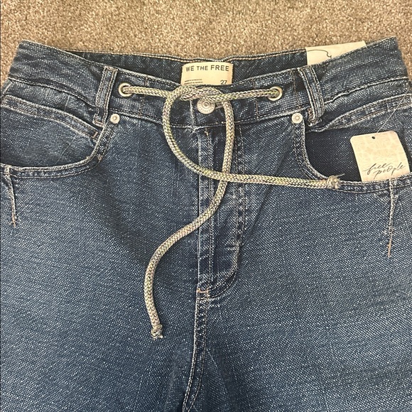 NWT We the Free Amanda cropped barrel pants - Picture 6 of 9